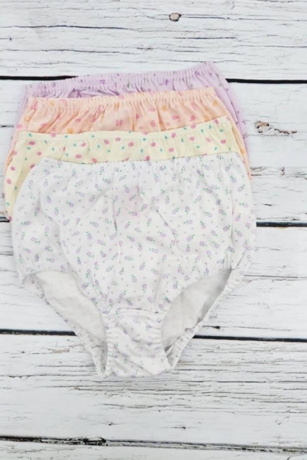 UNIVERSAL ALG ESTAMP INTIMARE